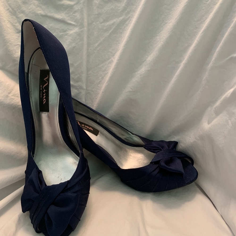 Gorgeous royal blue satin classy peep toe fancy heels, 9m